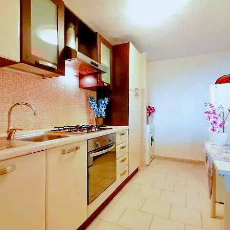 Vistamare Villaggio Faras * פורטו צ'רבו
